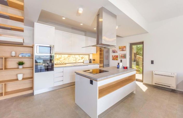 Image No.6-Maison de 4 chambres à vendre à Corfou