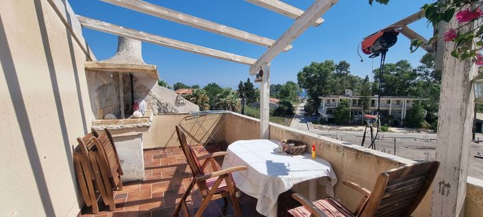 Image No.8-Propriété de 12 chambres à vendre à Lefkimmi