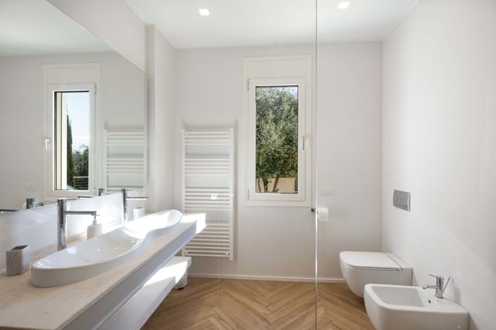 Image No.29-3 Bed House for sale