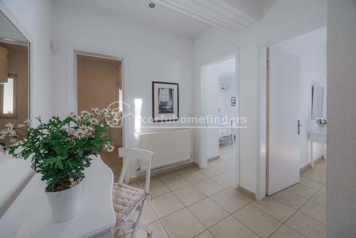 Image No.16-3 Bed House for sale