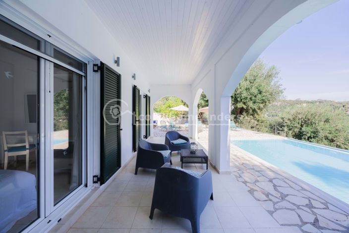 Image No.21-3 Bed House for sale