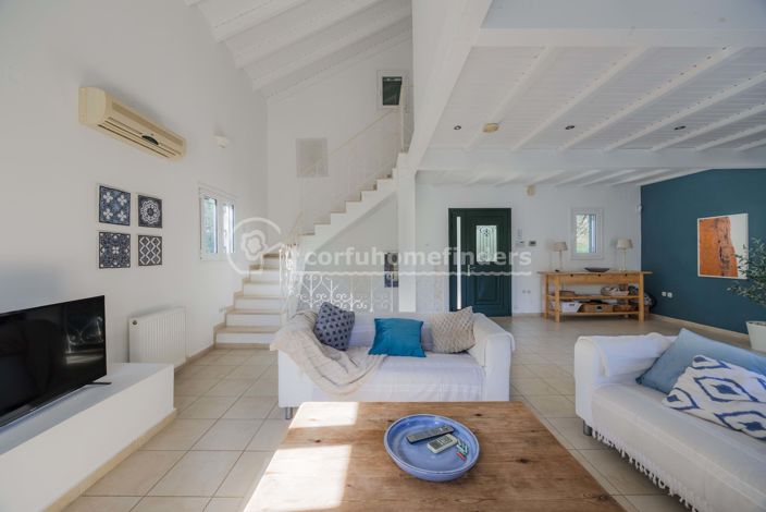 Image No.6-3 Bed House for sale