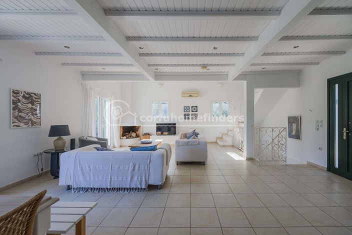 Image No.7-3 Bed House for sale