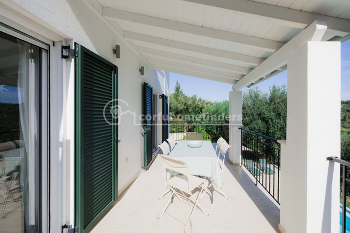 Image No.9-3 Bed House for sale