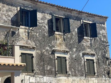 ba18fecb-525e-462f-a861-1a3aa1cac592