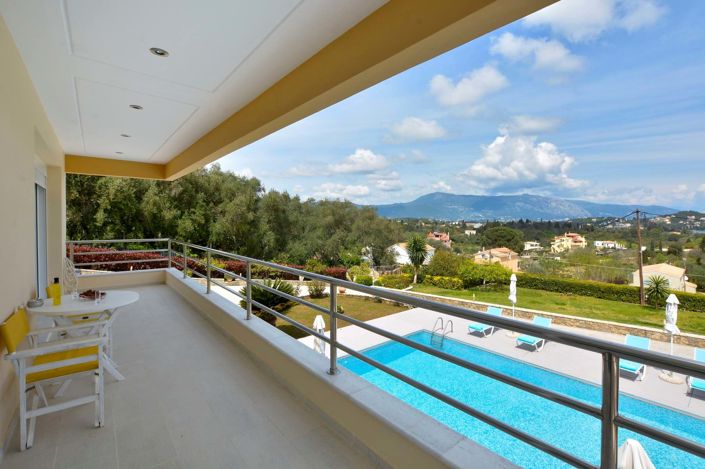 Image No.15-10 Bed House for sale