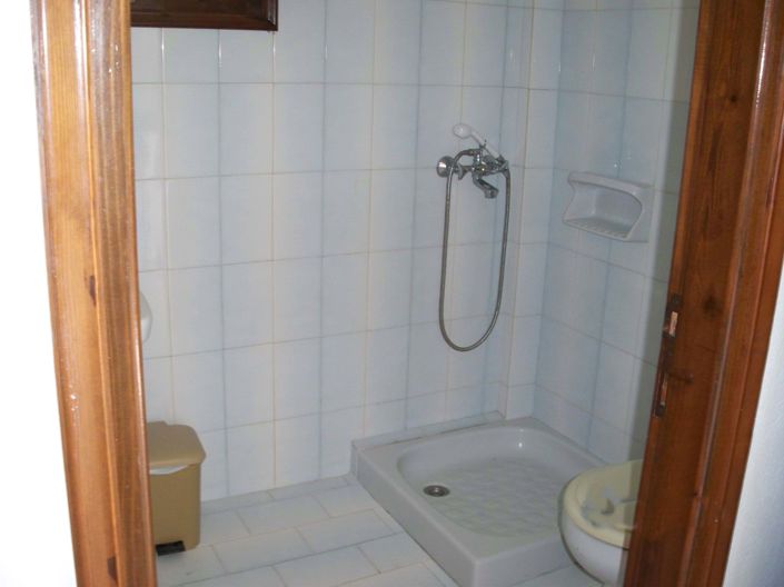 Image No.7-Propriété de 14 chambres à vendre à Corfou