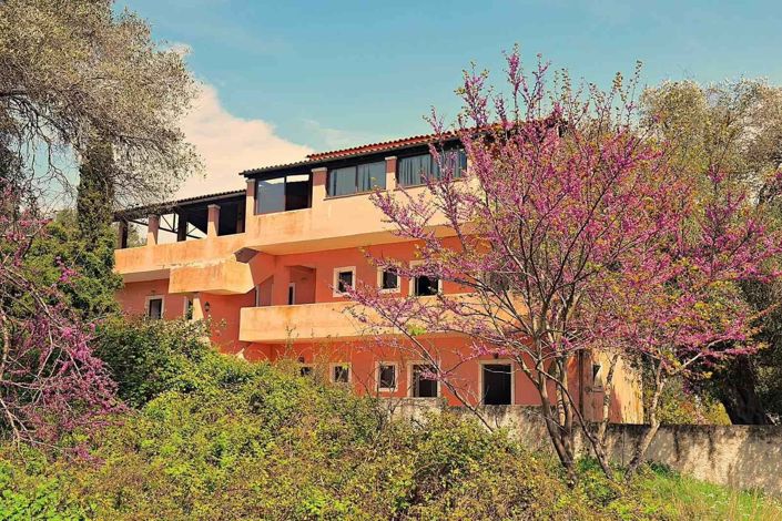 Image No.9-Propriété de 14 chambres à vendre à Corfou