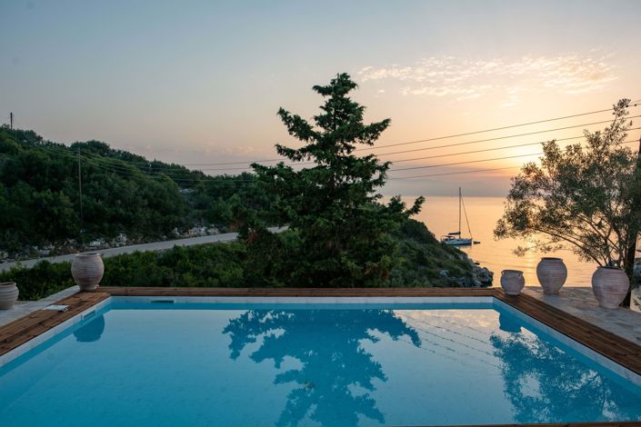 Image No.19-3 Bed House for sale