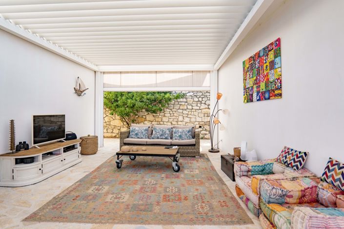 Image No.7-3 Bed House for sale