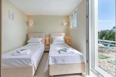 ede7625d-4691-497e-9642-e2bfc0527dff