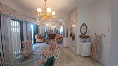 fc300cb7-4af0-4b7c-8f11-8393ab61900e