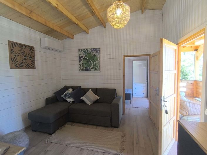 Image No.6-2 Bed House for sale