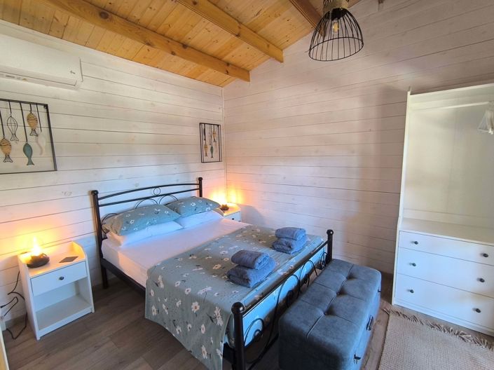 Image No.7-2 Bed House for sale