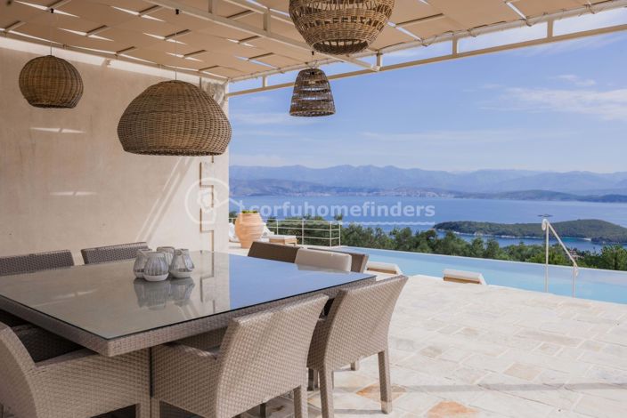 Image No.29-Maison de 4 chambres à vendre à Kassiopi