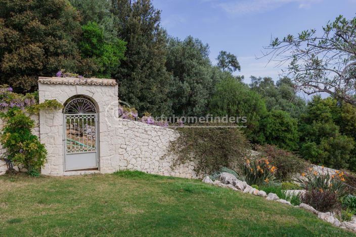 Image No.32-Maison de 4 chambres à vendre à Kassiopi