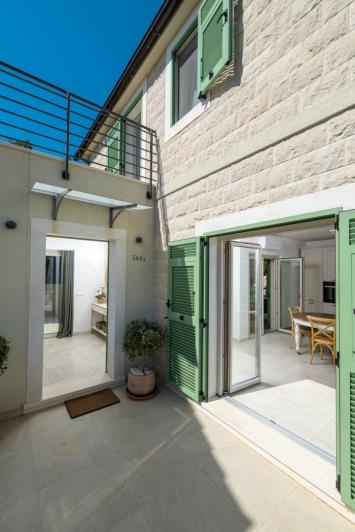 Image No.20-4 Bed Villa / Detached for sale