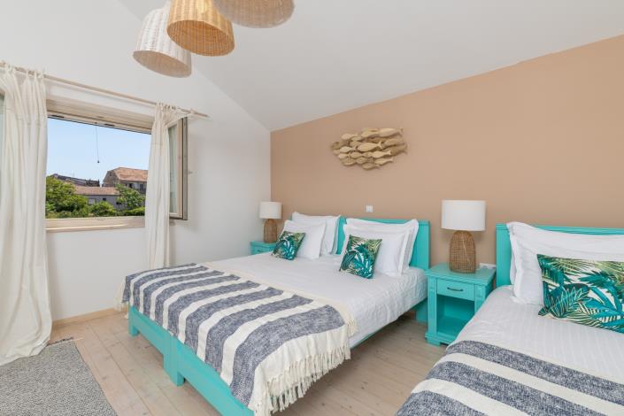 Image No.40-4 Bed Villa / Detached for sale