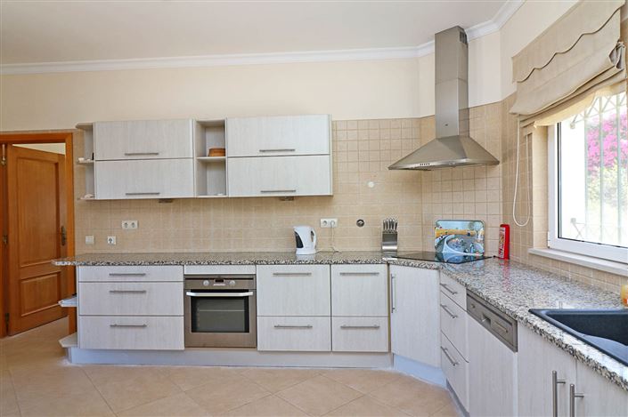 Image No.3-4 Bed Villa for sale