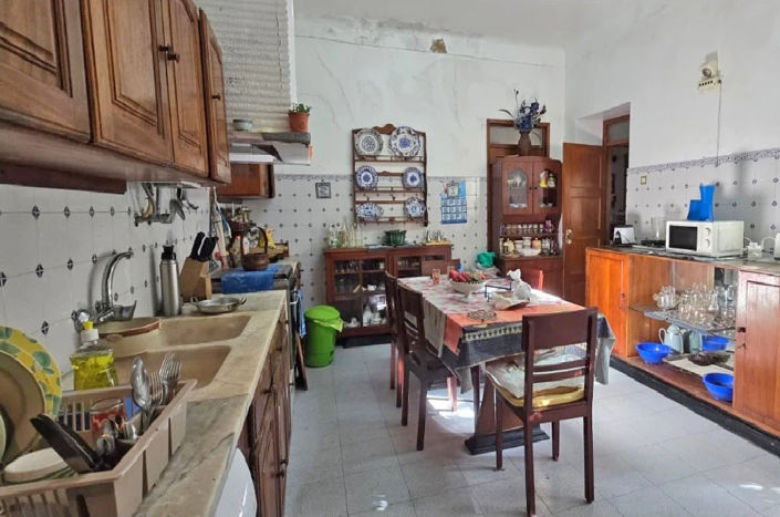 Image No.3-5 Bed House for sale