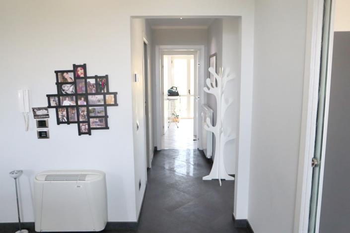 Image No.19-2 Bed Apartment for sale