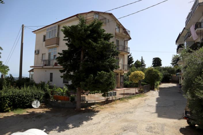 Image No.3-2 Bed Apartment for sale