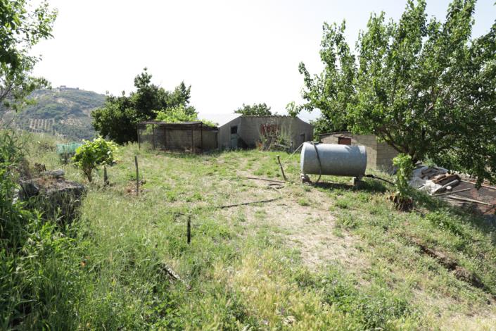 Image No.27-2 Bed Farmhouse for sale