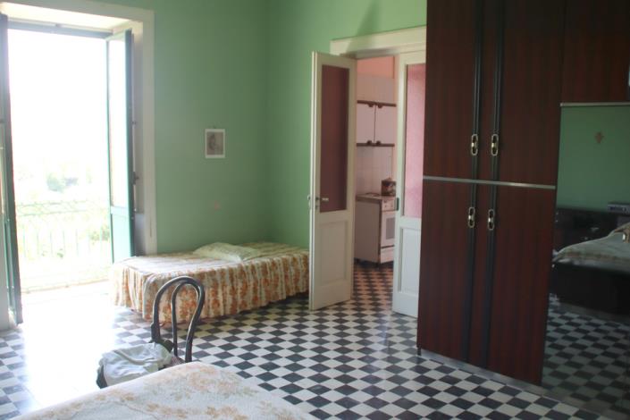 Image No.4-2 Bed Townhouse for sale