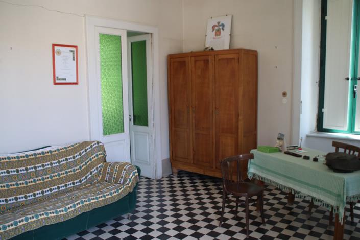 Image No.11-2 Bed Townhouse for sale