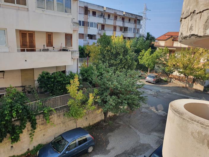 Image No.20-2 Bed Apartment for sale