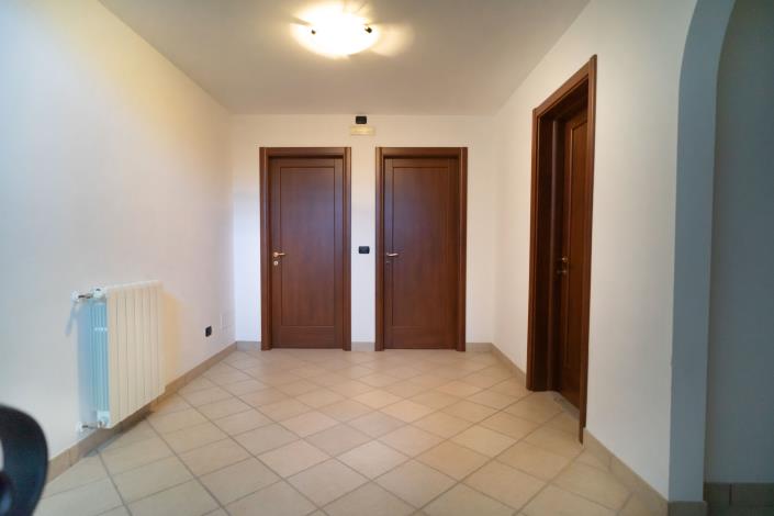 Image No.3-6 Bed Villa / Detached for sale