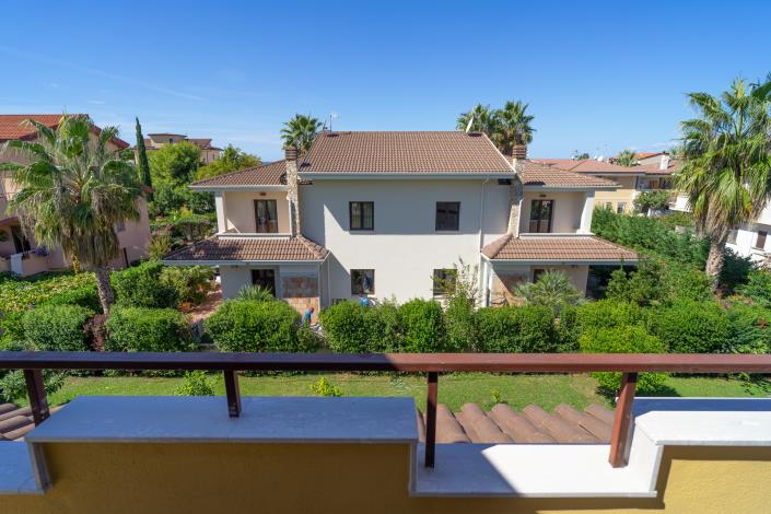 Image No.10-6 Bed Villa for sale