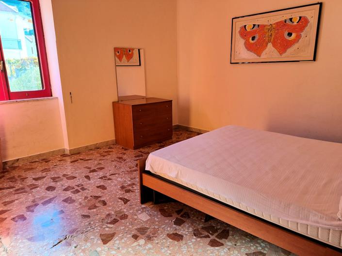 Image No.6-3 Bed Apartment for sale