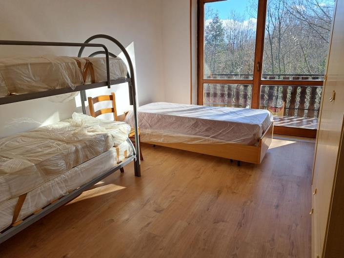 Image No.15-6 Bed House for sale