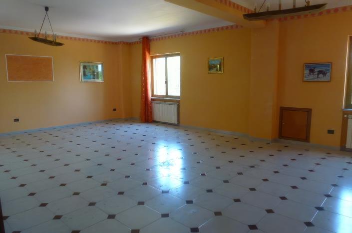 Image No.9-5 Bed House/Villa for sale