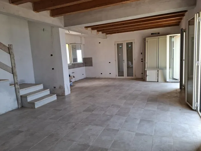 Image No.10-Villa de 4 chambres à vendre à Cetraro