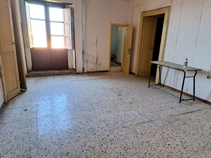 Image No.10-3 Bed Townhouse for sale