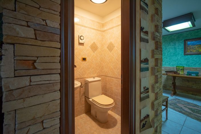 Image No.26-5 Bed Villa for sale