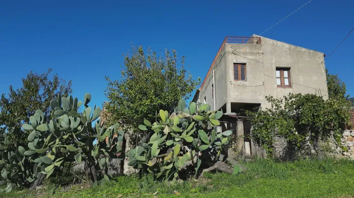 Image No.34-4 Bed Farmhouse for sale