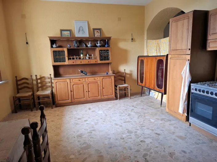 Image No.11-2 Bed House for sale