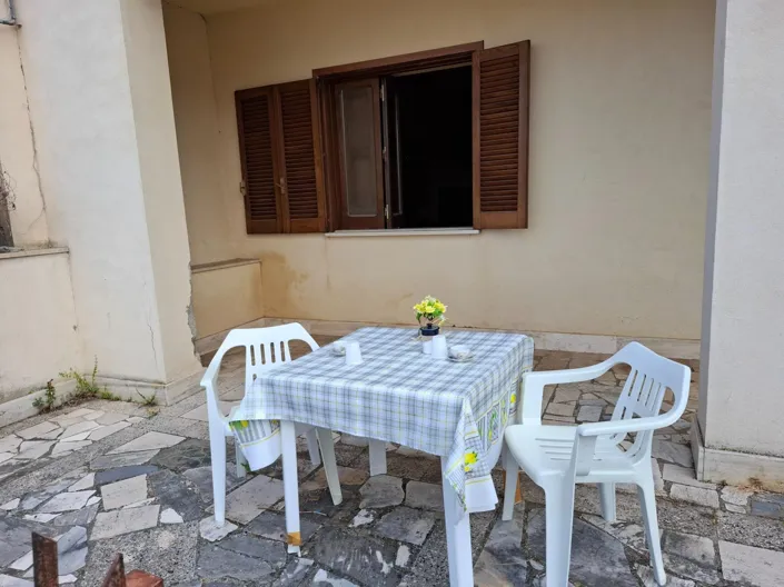 Image No.29-2 Bed House for sale