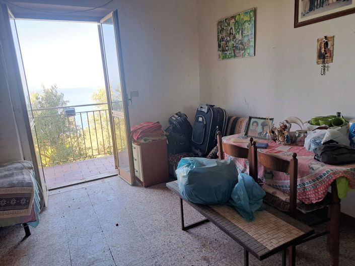 Image No.14-2 Bed Farmhouse for sale