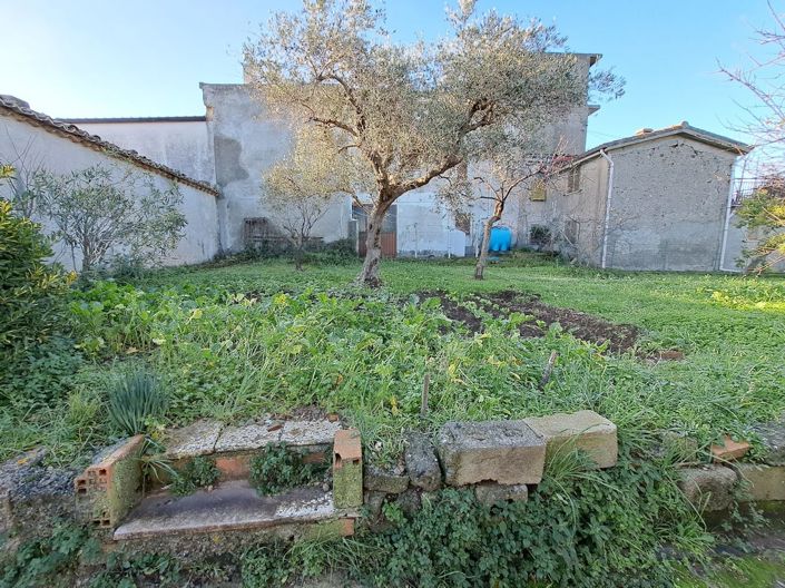 Image No.16-1 Bed House for sale