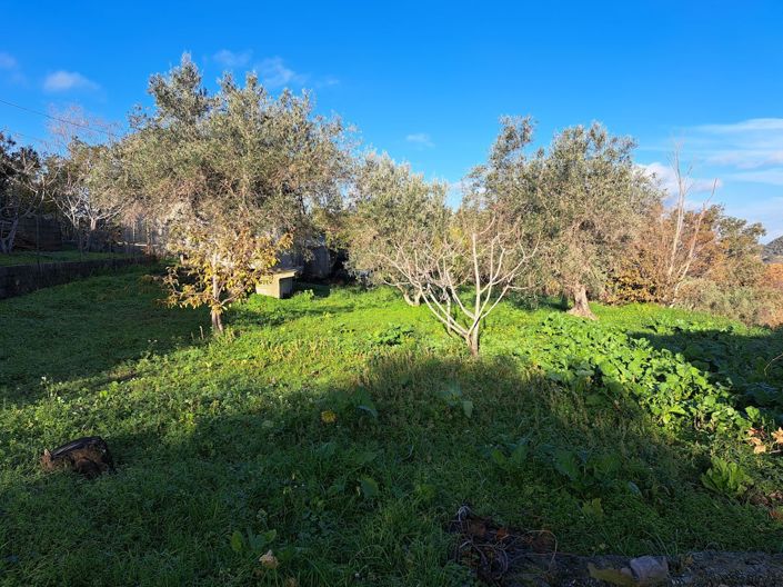 Image No.18-1 Bed House for sale