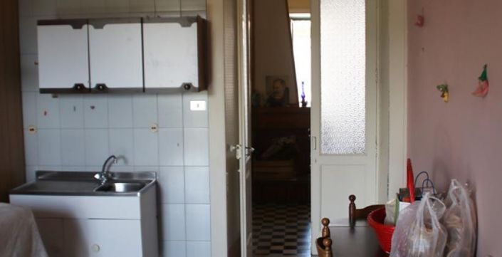 Image No.5-2 Bed House for sale