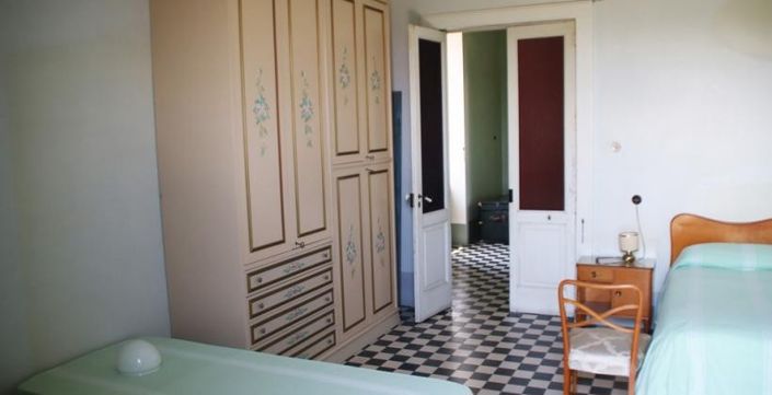 Image No.6-2 Bed House for sale