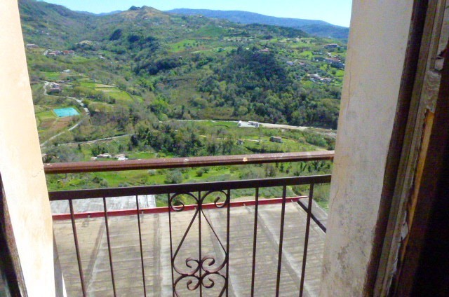 Image No.19-1 Bed Property for sale