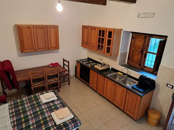 Image No.12-1 Bed Townhouse for sale