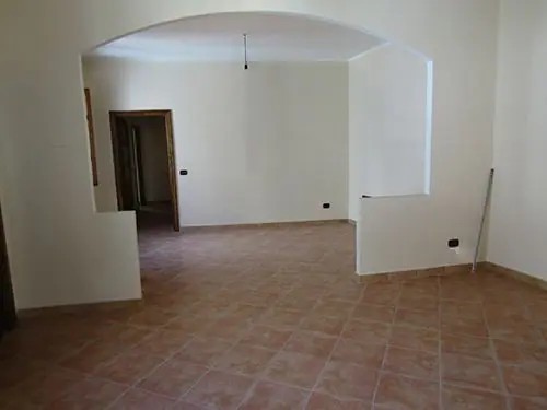 Image No.15-2 Bed Property for sale