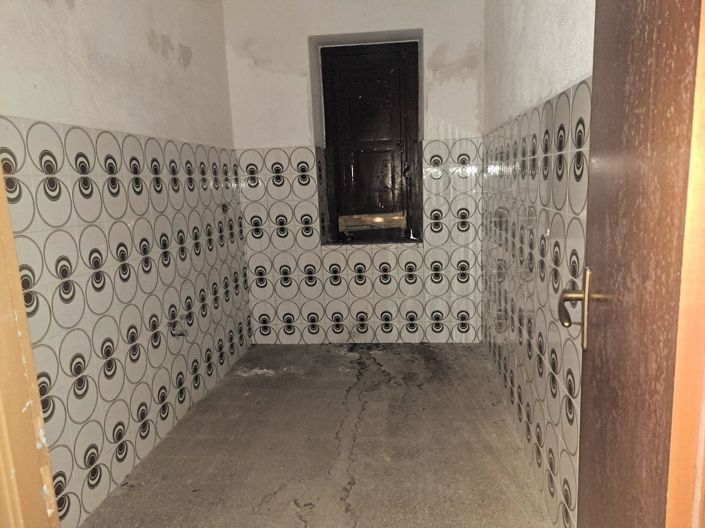 Image No.12-2 Bed House for sale